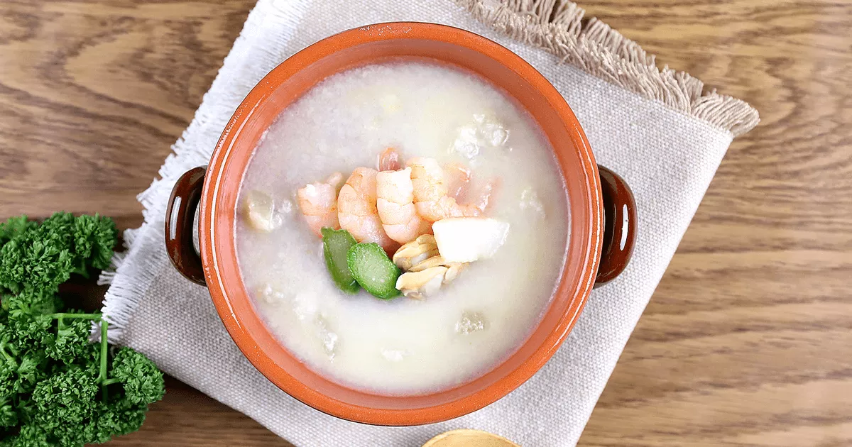 ごろごろシーフード クラムチャウダー｜【nosh-ナッシュ】