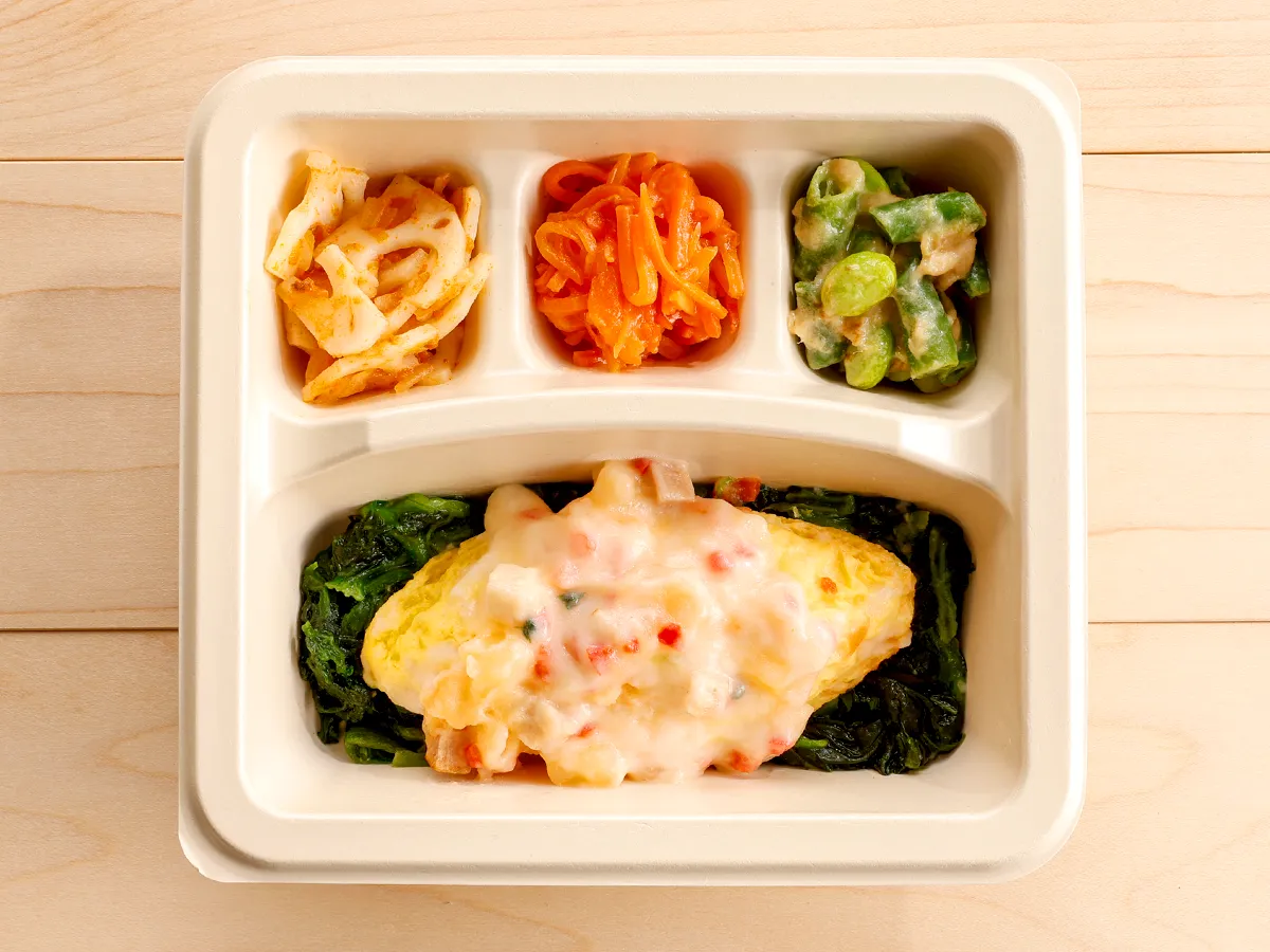 やさしいクリーミーソースオムレツ