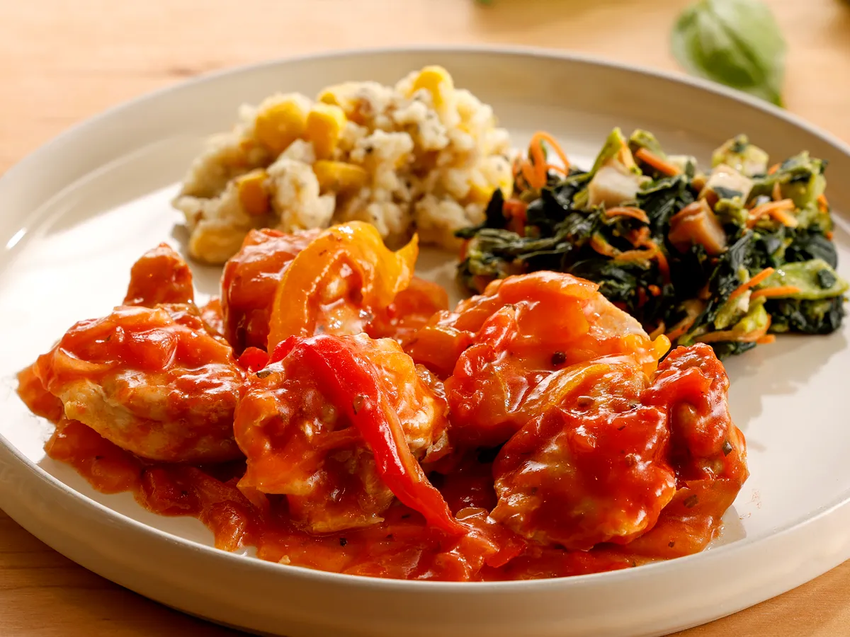 特製トマトソースのチキングリル