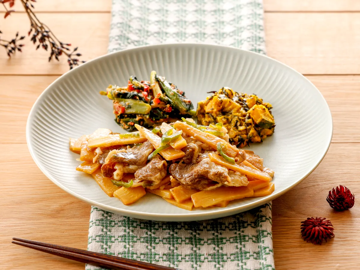 出汁香る筍と牛肉のあんかけ