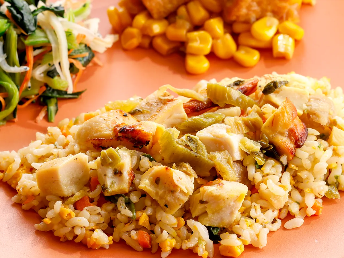 ゴロゴロ具沢山高菜チキンピラフ