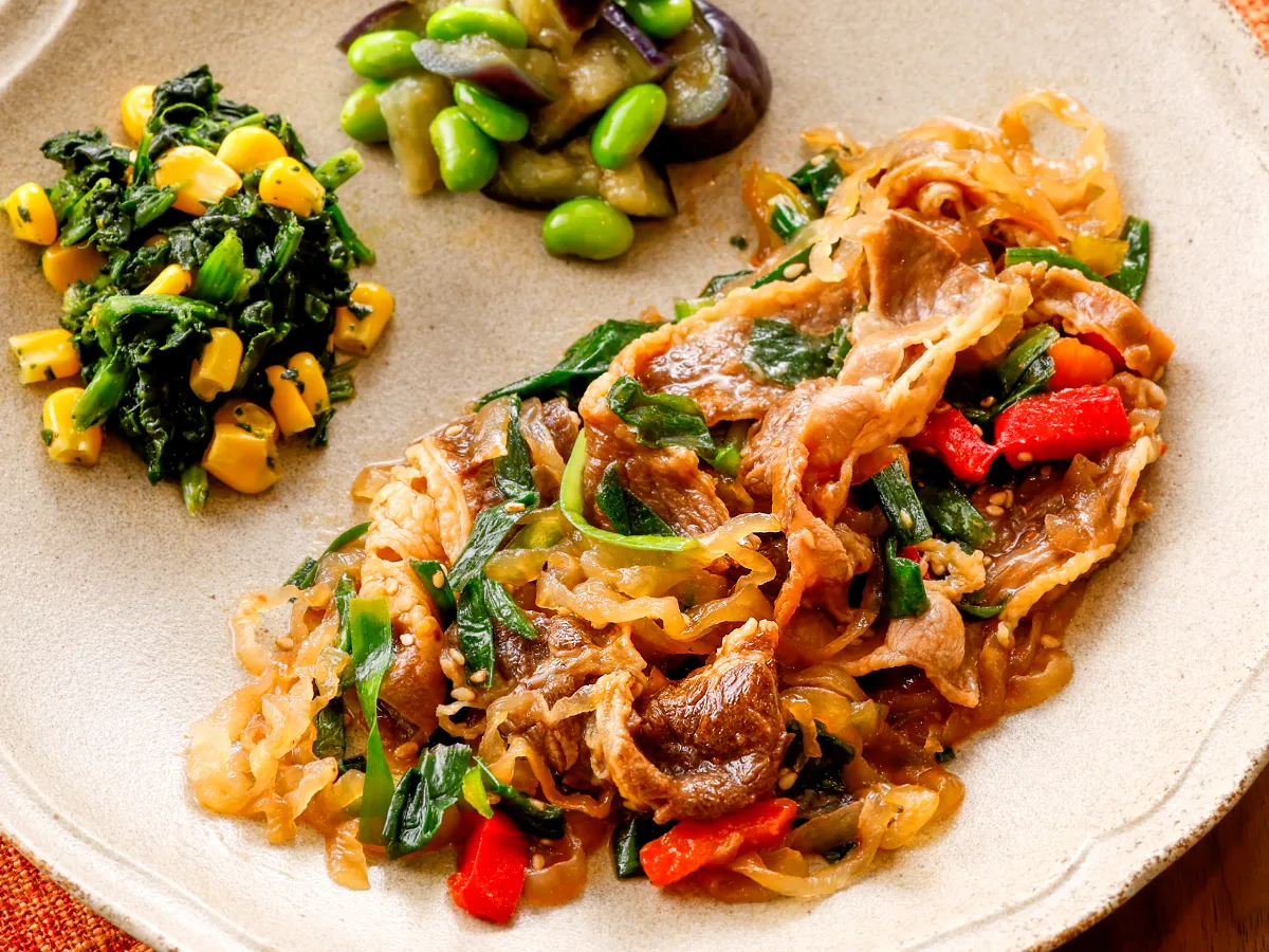 ごま香る旨辛だれの牛肉チャプチェ