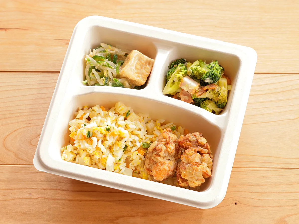 具沢山チャーハンとから揚げ