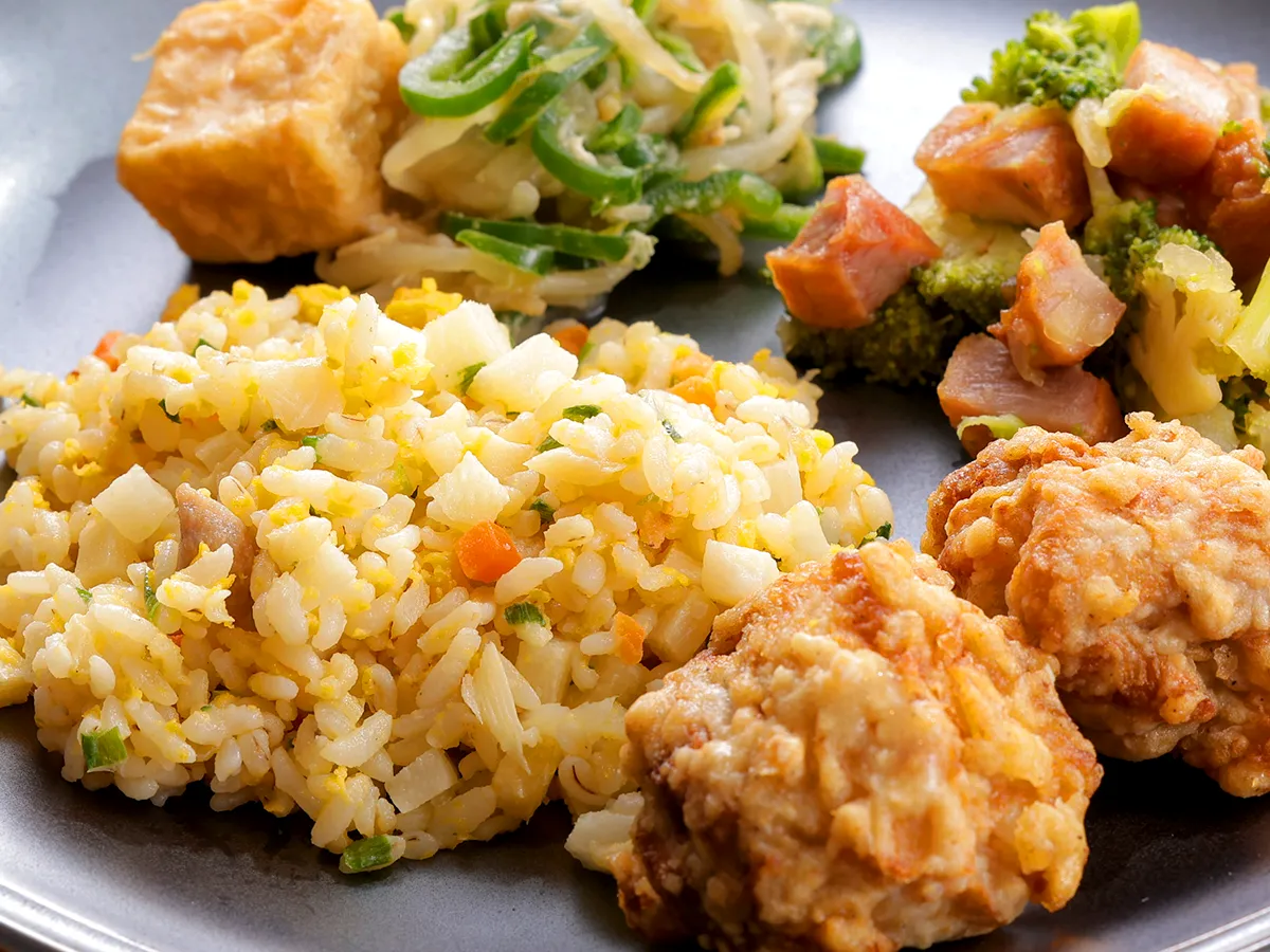 具沢山チャーハンとから揚げ