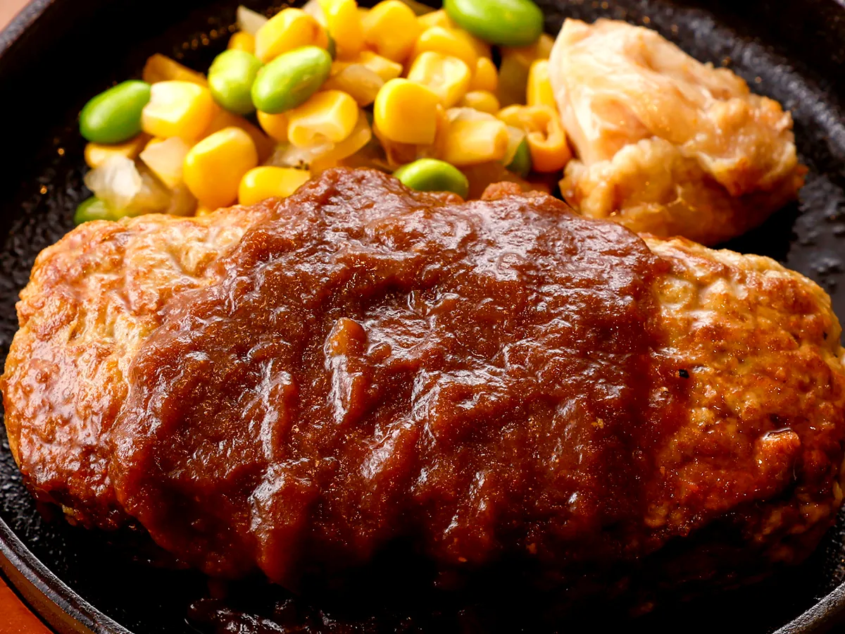 濃厚デミソースのBIGハンバーグ