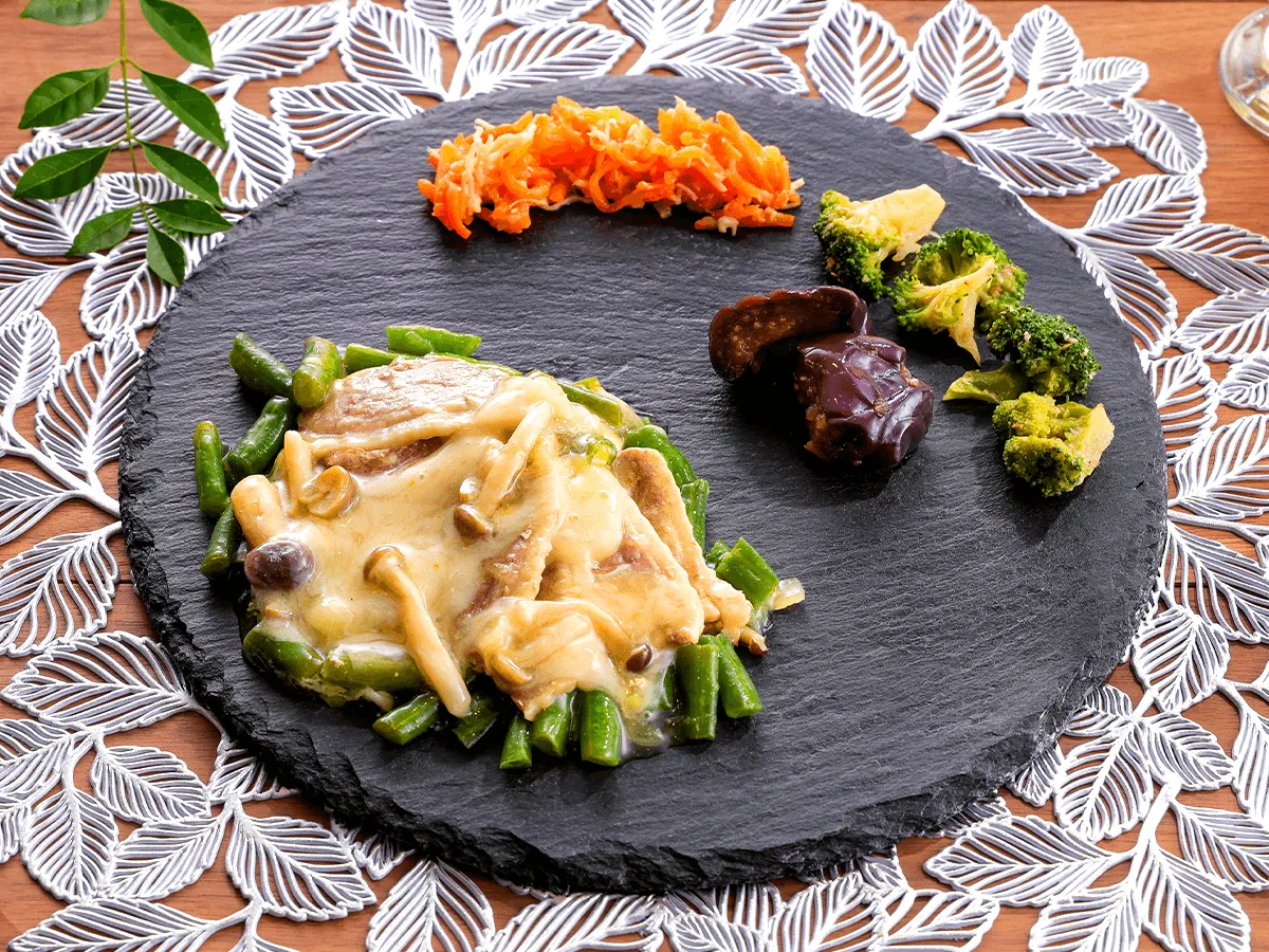 鴨肉ときのこのレモンチーズソース