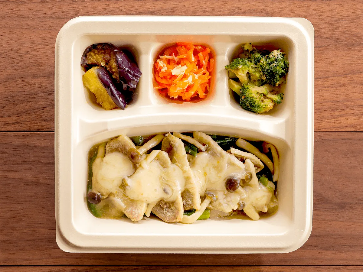 鴨肉ときのこのレモンチーズソース