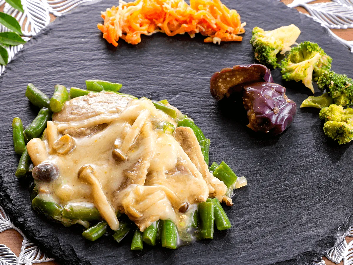 鴨肉ときのこのレモンチーズソース