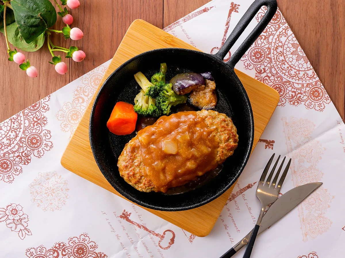 欧風カレーのごちそうハンバーグ