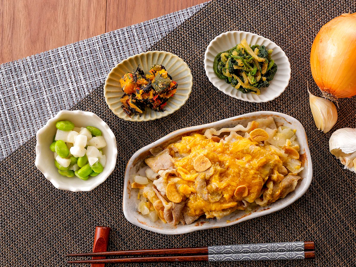 とろり卵とにんにくあんの蒸し豚